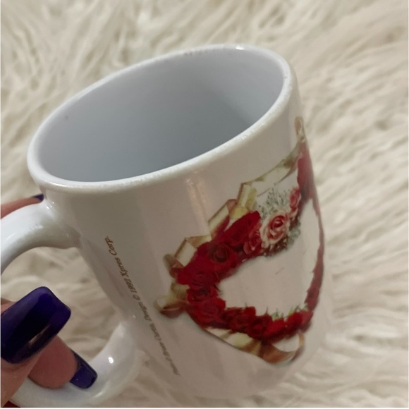 Vintage Valentine’s Day Coffee Mug - Picture 2 of 4